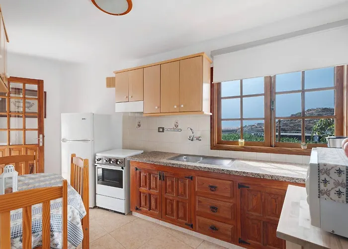 La Caldera Sunset View *